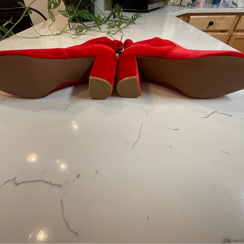 Smash Red Boots - Picture 5 of 5